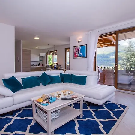 Sleeps 10 Pool Air Con 别墅 *